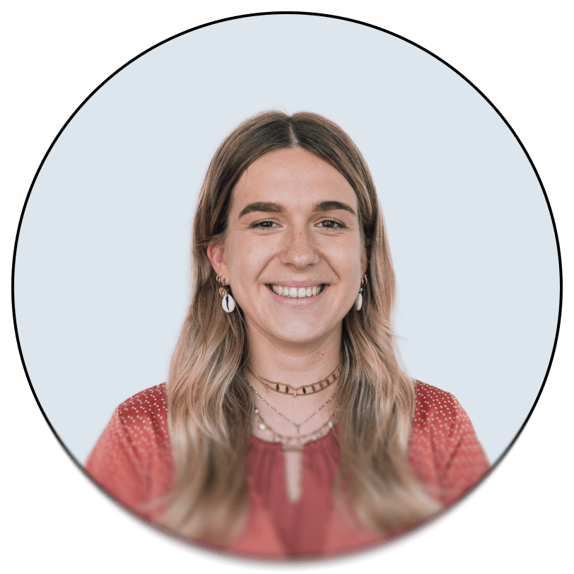 Alizée, chargée de marketing
