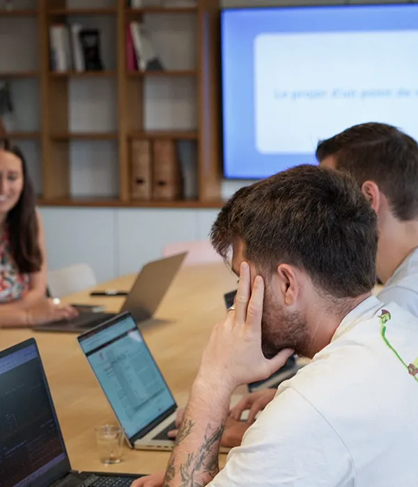 reunion premiere page