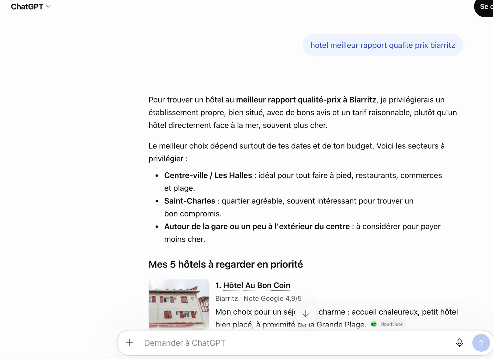 Réponse de ChatGPT à « hotel meilleur rapport qualité prix biarritz » : la première adresse est justifiée par sa note Google et appuyée sur Tripadvisor